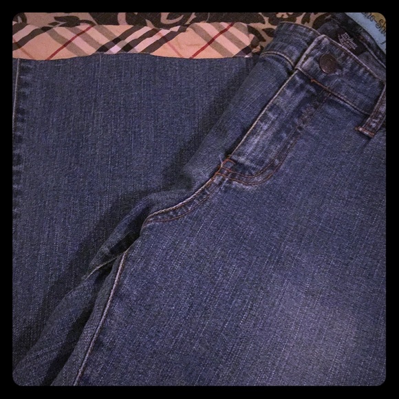 Jeans - Picture 1 of 1